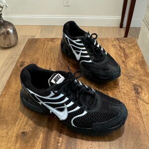 Nike Women’s Air Max Torch 4 - 9.5